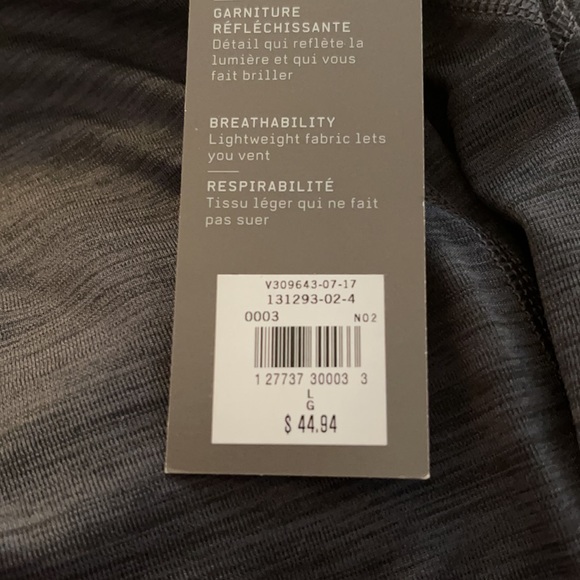 NWT Old Navy Active Go-Dry grey leggings - Picture 4 of 4